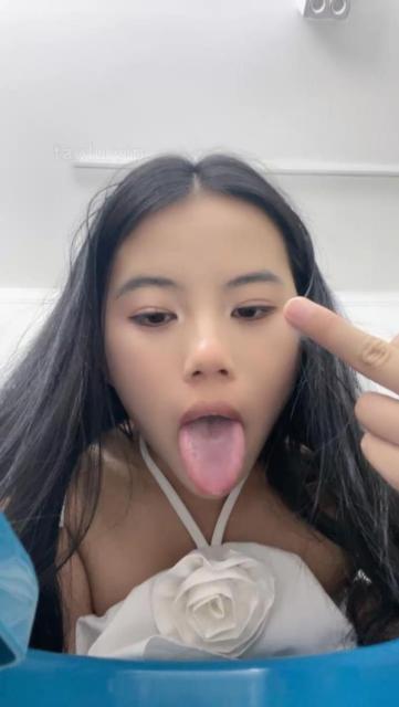 124540qh1chq21jp2qeb6f.jpg 124540qh1chq21jp2qeb6f.jpg