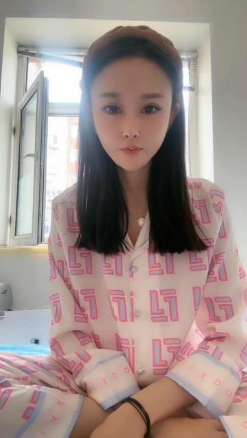 201050gdu4uclvj425k43z.jpg