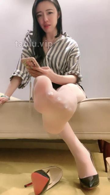 103405pf04f1t6nu1741cz.jpg
