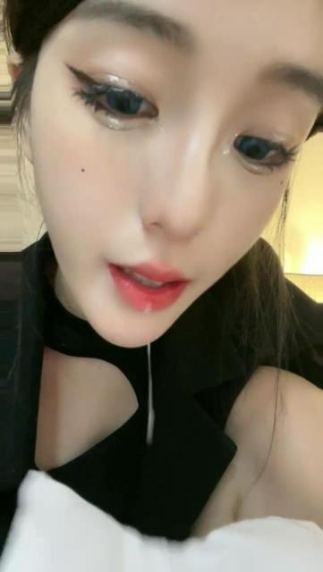 075148xd5vkvwjww0k5um5.jpg