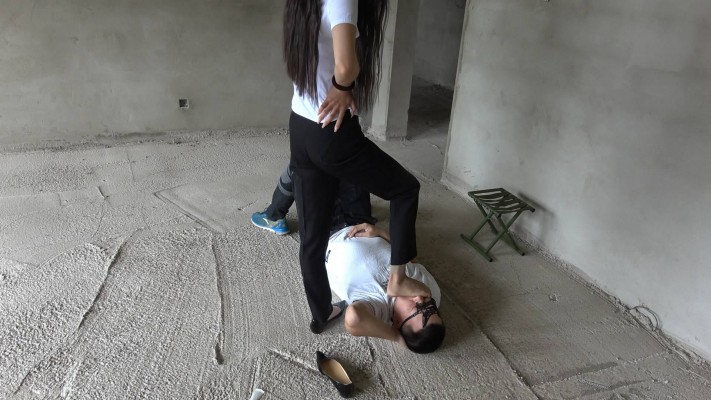 110104m2f295l01g9cgued.jpg 110104m2f295l01g9cgued.jpg