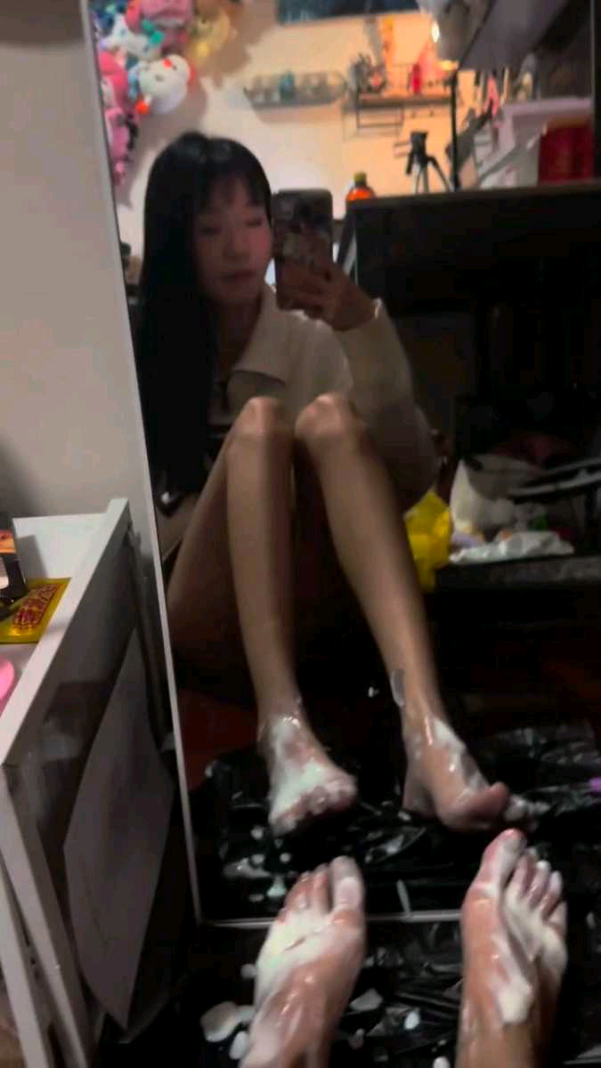 bb4cf048bc3f65a0d40fd675770d435b.jpg bb4cf048bc3f65a0d40fd675770d435b.jpg