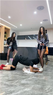 麋鹿银儿_20250424004556.JPG 麋鹿银儿_20250424004556.JPG