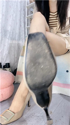 【苒苒】裸足脏鞋底    250825-21BP