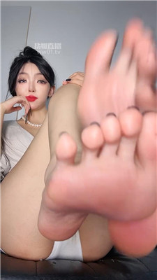 【绝美兔】超臭裸足    251010-12BP