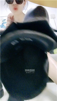 【苏大大】马丁靴臭棉袜    251012-22BP