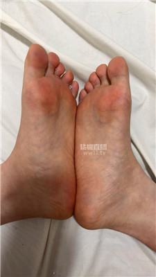 【杪杪】裸足羞辱    251221-13BP