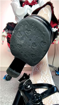 【秋黎】网袜羞辱香水寸止    251221-21BP