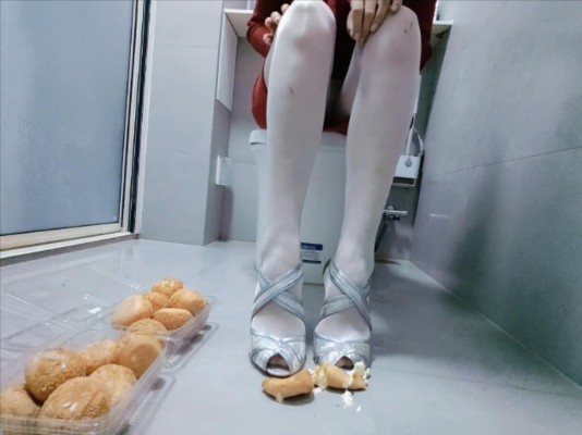 踩泡芙（语言丰富） YC-260207-3BP